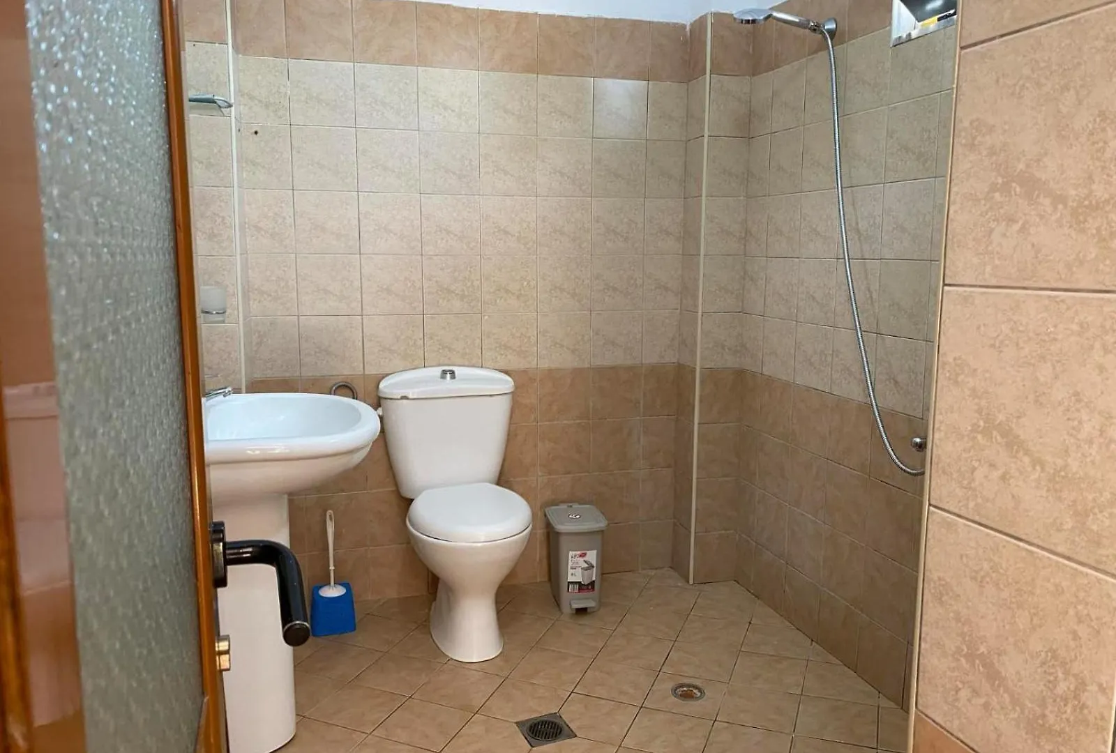 Fishery Guesthouse Ksamil Guest house